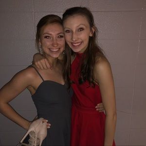 Meet your Posher, Ella